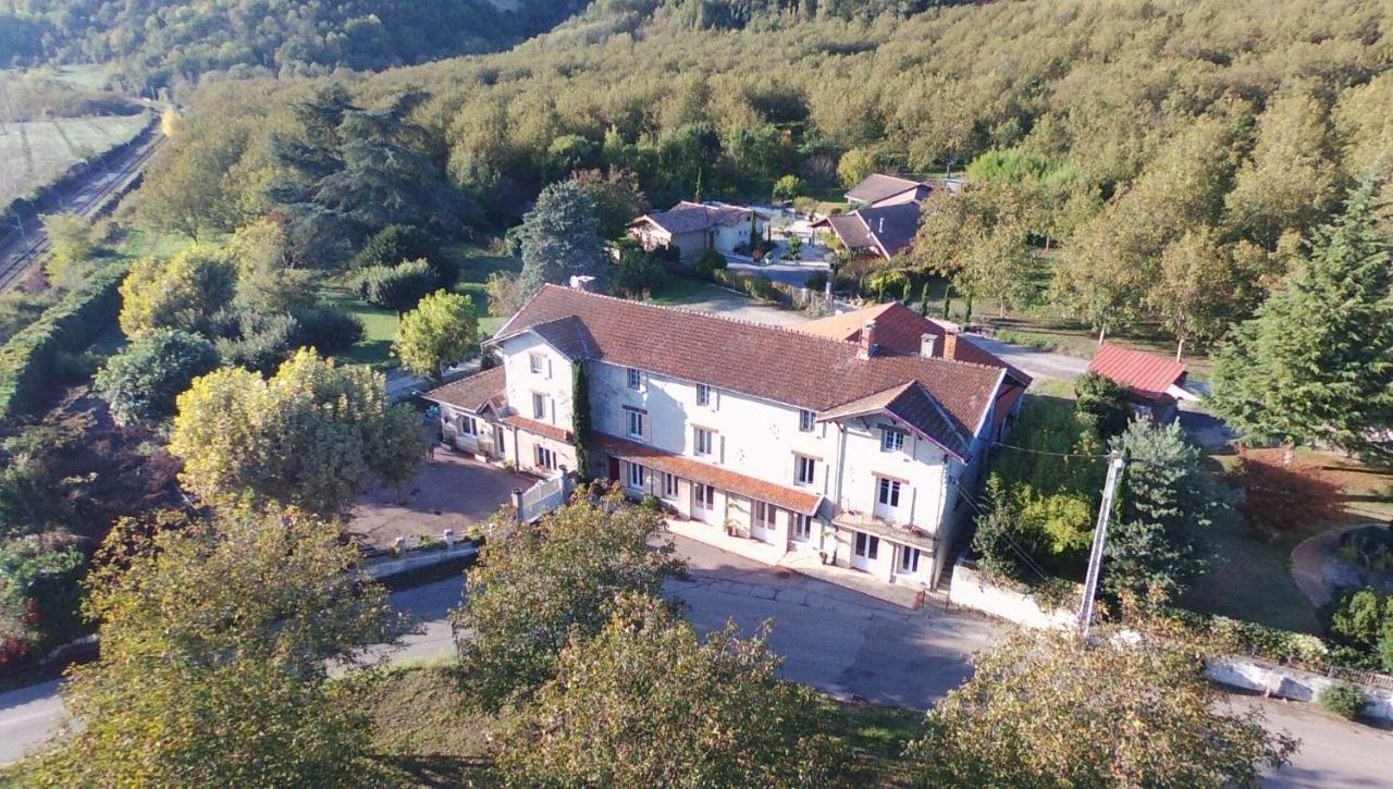 Chambres D'Hotes Le Cedre Bleu Saint-Lattier Εξωτερικό φωτογραφία