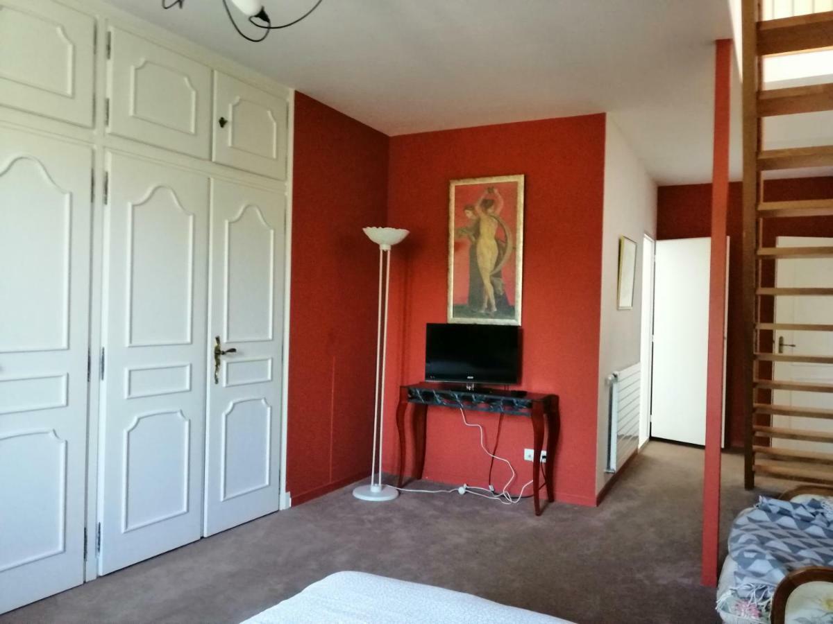 Chambres D'Hotes Le Cedre Bleu Saint-Lattier Εξωτερικό φωτογραφία