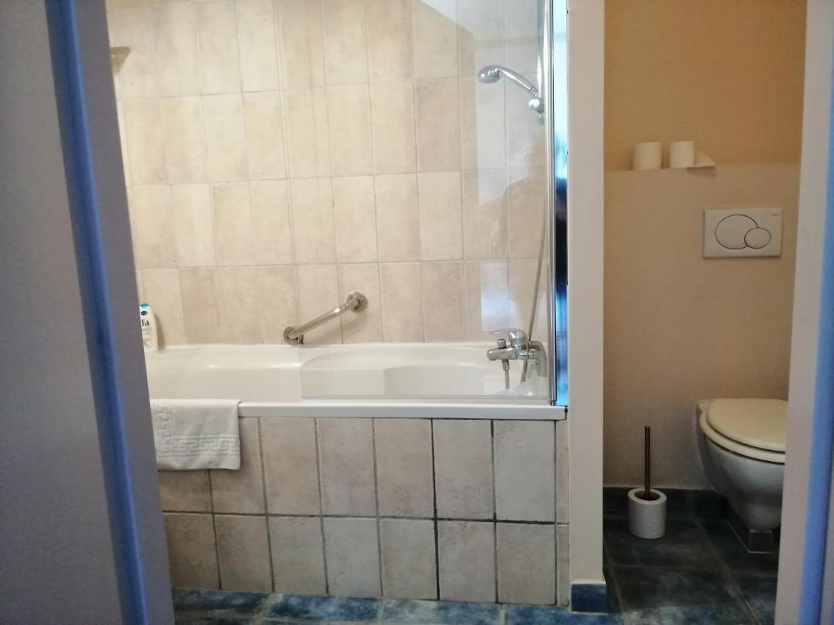 Chambres D'Hotes Le Cedre Bleu Saint-Lattier Εξωτερικό φωτογραφία